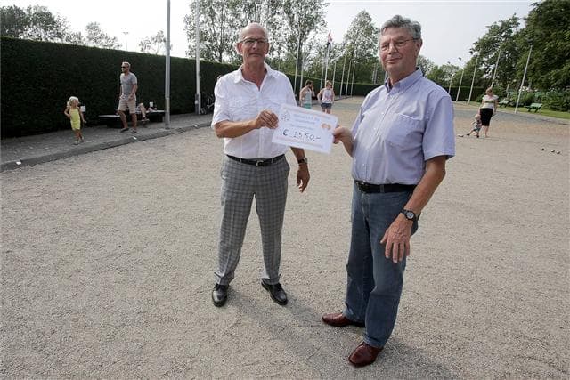 Voedselbank Hillegom en Jeu de Boules Hillegom tevreden